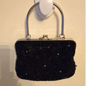 Vtg Black Beaded/Sequin Evening Bag Metal Kiss-Lock & Metal Handle